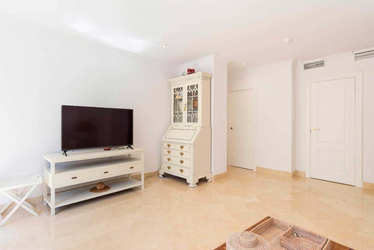 Elviria Playa White Pearl Beach Марбелья Екстер'єр фото